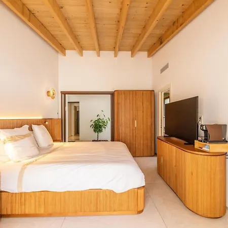 Villa Casa Di Lolivu Luxury Confidential In Cala Rossa