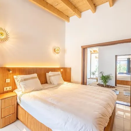 Casa Di Lolivu Luxury Confidential In Cala Rossa Villa *
