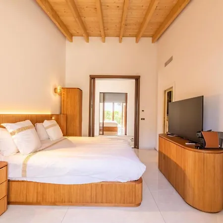 Casa Di Lolivu Luxury Confidential In Cala Rossa