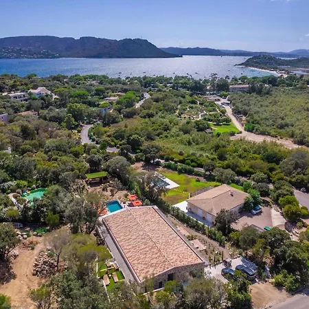 Casa Di Lolivu Luxury Confidential In Cala Rossa Lecci